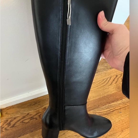 NWT Stuart Weitzman zip up boots - Picture 5 of 5